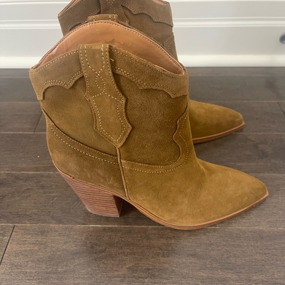 Marc Fisher Shoes - Marc Fisher Booties ✨